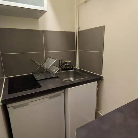 2 Steps From Montmartre Appartement Parijs