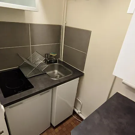 Appartement 2 Steps From Montmartre Parijs