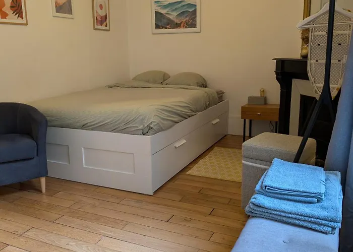 2 Steps From Montmartre 파리