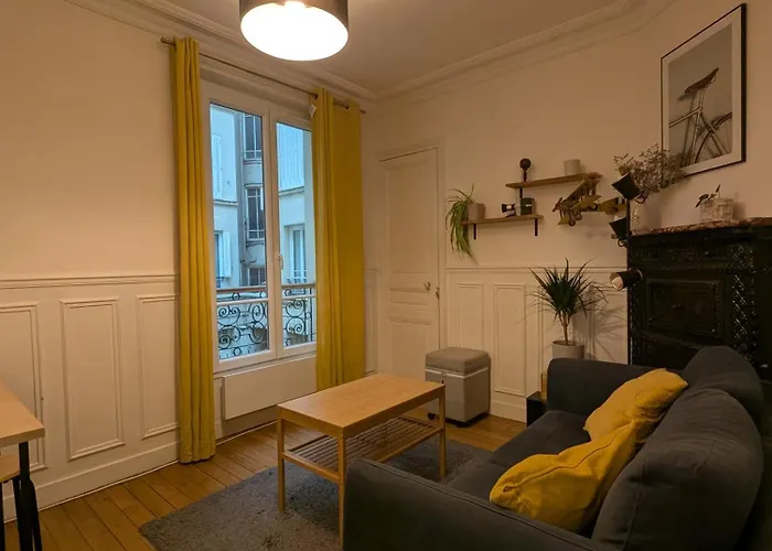 2 Steps From Montmartre Daire